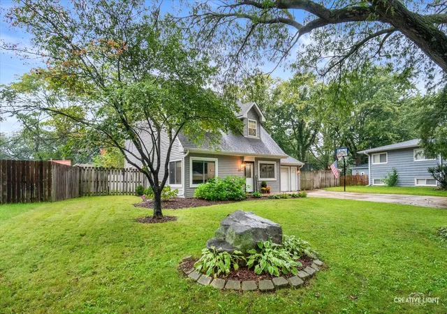 Photo 2 of Single family home for sale at 37 S Bereman Rd, Montgomery, IL 60538 | MLS# 12771542 | Listing updated on 2026-10-02