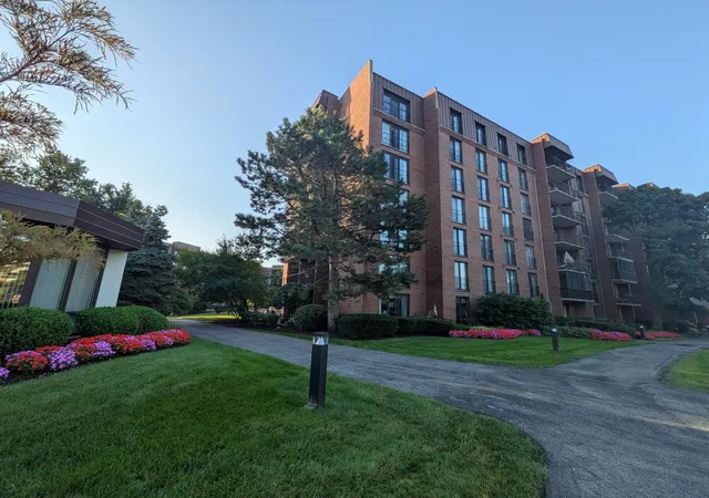 Condo for sale at 111 Acacia Dr #203, Indian Head Park, IL 60525 | MLS# 12771545 | Listing updated on 2026-10-16