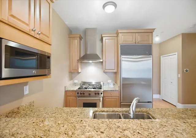 Listing Photo 3 - Condo for sale in building located at 50 N Plum Grv Rd, Palatine, IL 60067 - Unit #206E