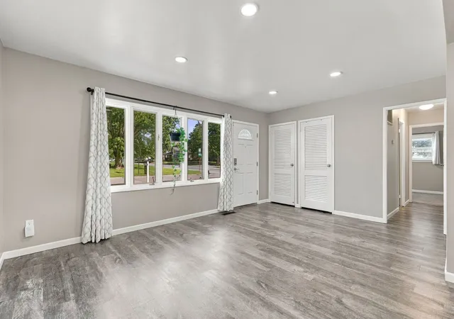 Photo 2 of Single family home for sale at 2916 28th Avenue, Rock Island, IL 61201 | MLS# 12771570 | Listing updated on 2026-10-05