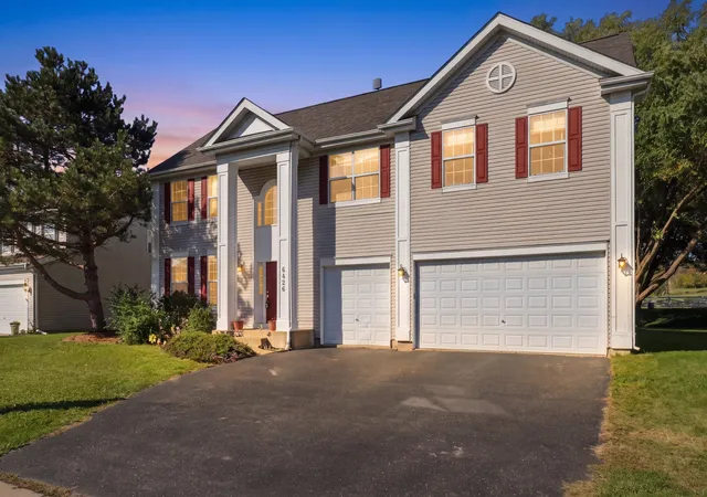 Single family home for sale at 6426 Midleton Ln, McHenry, IL 60050 | MLS# 12771601