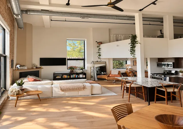 Photo 4 of Condo for sale at 2614 N Clybourn Ave #115, Chicago, IL 60614 | MLS# 12771602 | Listing updated on 2026-10-07