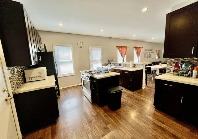 Photo 3 of Single family home for sale at 1641 N Mozart St, Chicago, IL 60647 | MLS# 12771604 | Listing updated on 2026-10-05