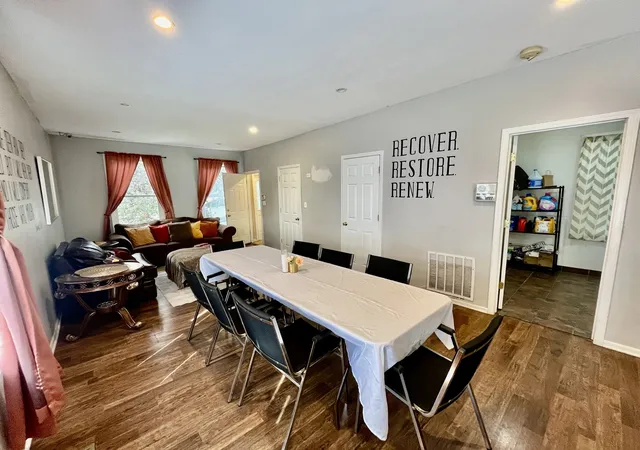 Photo 3 of Single family home for sale at 1641 N Mozart St, Chicago, IL 60647 | MLS# 12771604 | Listing updated on 2026-10-05