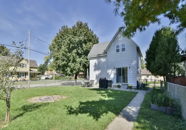 Photo 3 of Single family home for sale at 412 Prospect St, Kirkland, IL 60146 | MLS# 12771616 | Listing updated on 2026-10-05