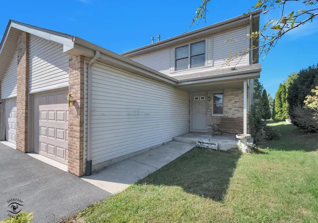 Photo 1 of Townhouse for sale at 1519 Girard Ave #6, Bourbonnais, IL 60914 | MLS# 12771623 | Listing updated on 2026-10-06