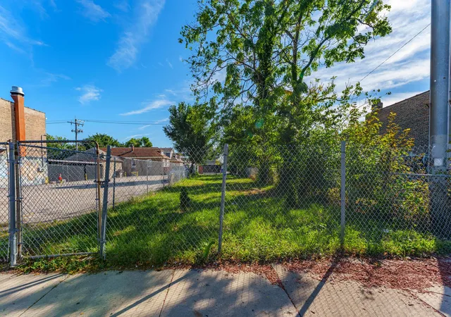 Photo 1 of Land for sale at 2711 W 59th Street, Chicago, IL 60629 | MLS# 12771662 | Listing updated on 2026-09-29