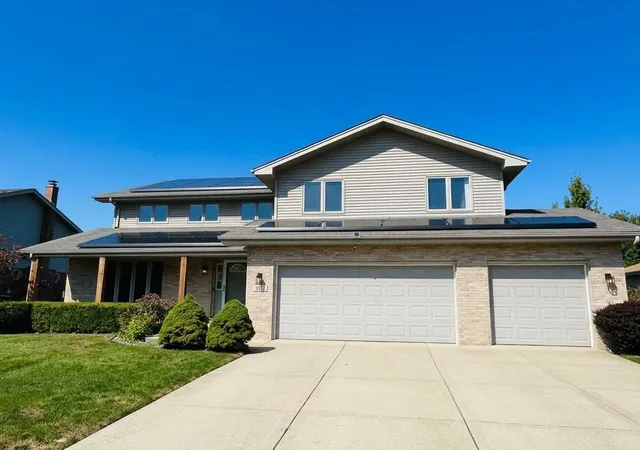 Photo 1 of Single family home for sale at 8632 Monaghan Dr, Tinley Park, IL 60487 | MLS# 12771667 | Listing updated on 2026-10-22
