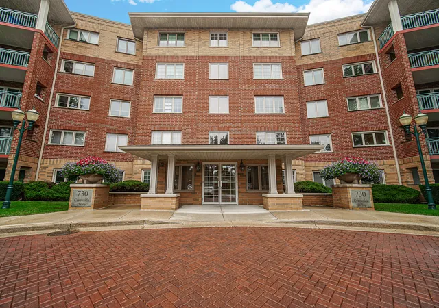 Photo 1 of Condo for sale at 730 Creekside Dr #503, Mount Prospect, IL 60056 | MLS# 12771699 | Listing updated on 2026-10-06