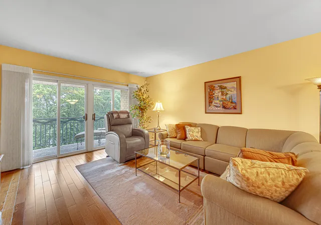 Photo 3 of Condo for sale at 730 Creekside Dr #503, Mount Prospect, IL 60056 | MLS# 12771699 | Listing updated on 2026-10-06