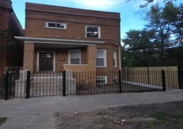 Photo 1 of Single family home for sale at 6627 S Saint Lawrence Ave, Chicago, IL 60637 | MLS# 12771714 | Listing updated on 2026-09-29