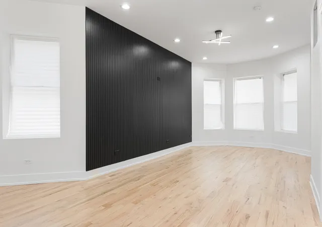 Photo 3 of Single family home for sale at 6627 S Saint Lawrence Ave, Chicago, IL 60637 | MLS# 12771714 | Listing updated on 2026-09-29