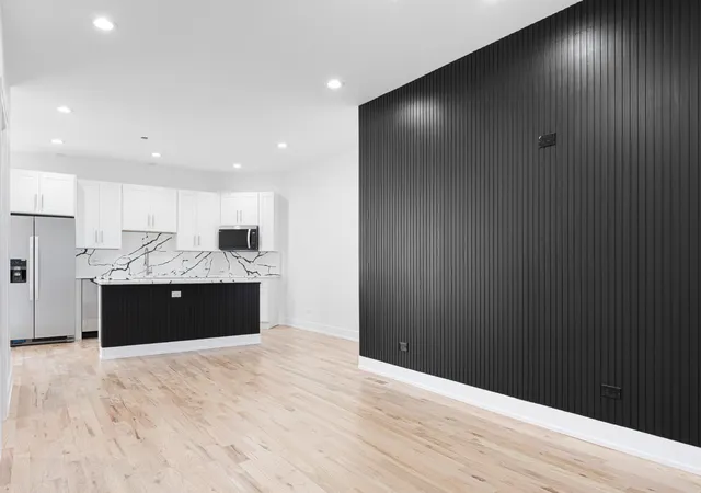 Photo 3 of Single family home for sale at 6627 S Saint Lawrence Ave, Chicago, IL 60637 | MLS# 12771714 | Listing updated on 2026-10-04