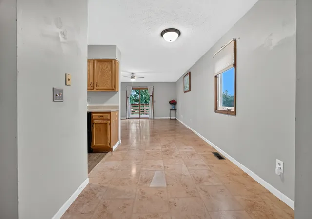 Photo 3 of Townhouse for sale at 2512 Lowman Dr, Bloomington, IL 61704 | MLS# 12771723 | Listing updated on 2026-10-07