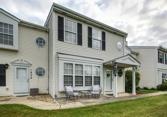 Photo 1 of Townhouse for sale at 1911 Sw Cinnamon Ct, Joliet, IL 60435 | MLS# 12771734 | Listing updated on 2026-10-04