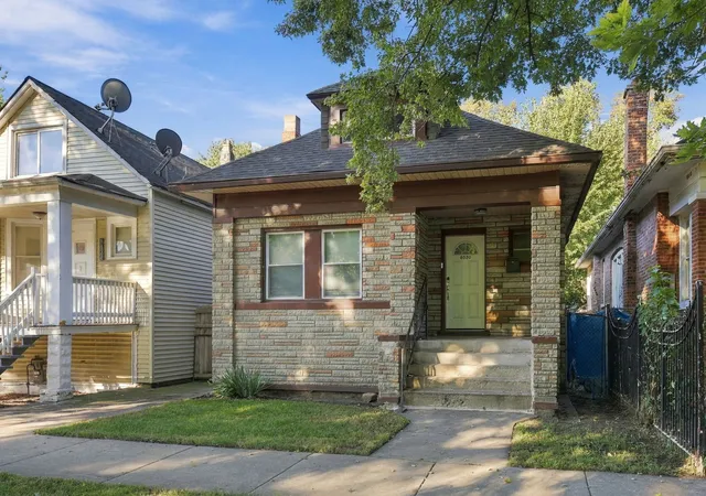 Single family home for sale at 8020 S Muskegon Ave, Chicago, IL 60617 | MLS# 12771736