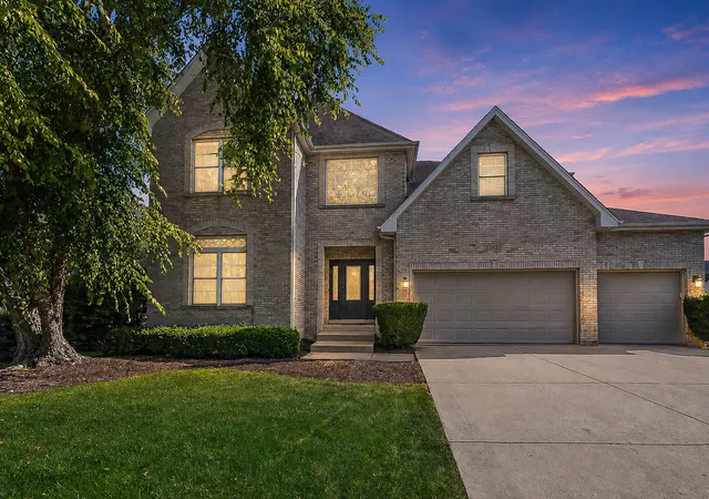 Photo 1 of Single family home for sale at 25821 Pastoral Dr, Plainfield, IL 60585 | MLS# 12771737 | Listing updated on 2026-10-07
