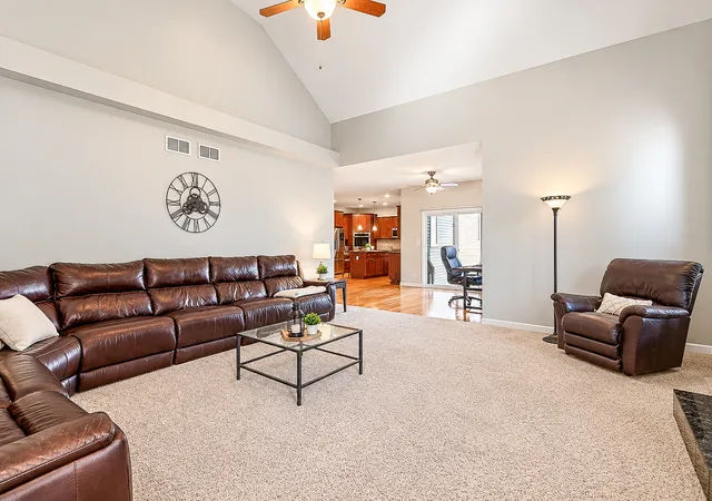 Photo 3 of Single family home for sale at 25821 Pastoral Dr, Plainfield, IL 60585 | MLS# 12771737 | Listing updated on 2026-10-07