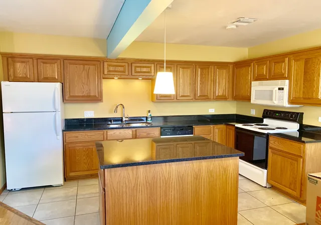 Photo 2 of Condo for sale at 3310 Berwyn Ave #222, North Chicago, IL 60064 | MLS# 12771747 | Listing updated on 2026-10-22