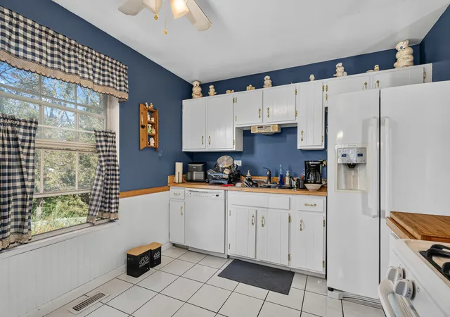 Photo 3 of Single family home for sale at 20519 S Acorn Ridge Dr, Frankfort, IL 60423 | MLS# 12771757 | Listing updated on 2026-10-05