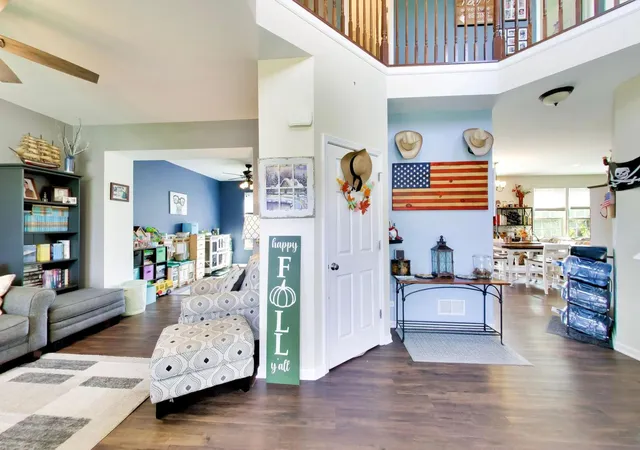 Photo 3 of Single family home for sale at 242 Bedford Ln, Volo, IL 60073 | MLS# 12771760 | Listing updated on 2026-10-07