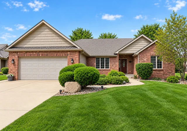 Photo 1 of Single family home for sale at 501 Highpoint Cir N, Bourbonnais, IL 60914 | MLS# 12771800 | Listing updated on 2026-10-07