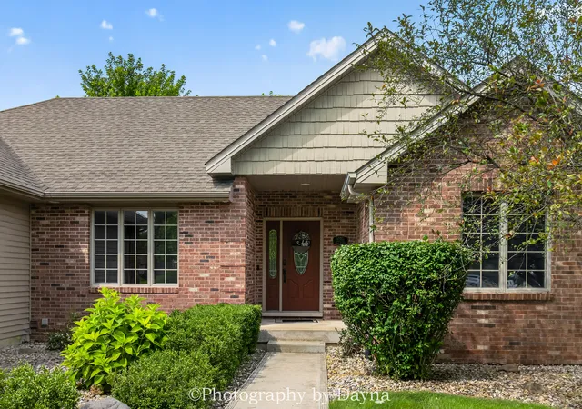 Photo 2 of Single family home for sale at 501 Highpoint Cir N, Bourbonnais, IL 60914 | MLS# 12771800 | Listing updated on 2026-10-07