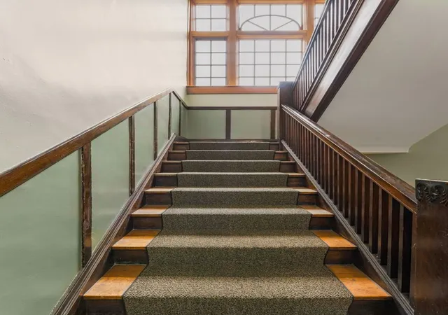 Listing Photo 5 - Condo for sale in building located at 6102 S Kimbark Ave, Chicago, IL 60637 - Unit #2W
