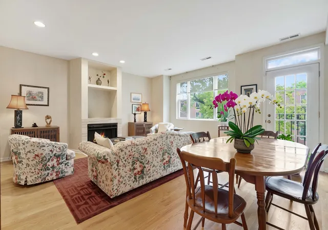 Photo 3 of Condo for sale at 4710 S Ellis Ave #3N, Chicago, IL 60615 | MLS# 12771807 | Listing updated on 2026-10-07