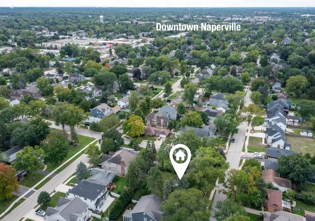 Photo 3 of Single family home for sale at 1314 N Eagle St, Naperville, IL 60563 | MLS# 12771810 | Listing updated on 2026-10-06