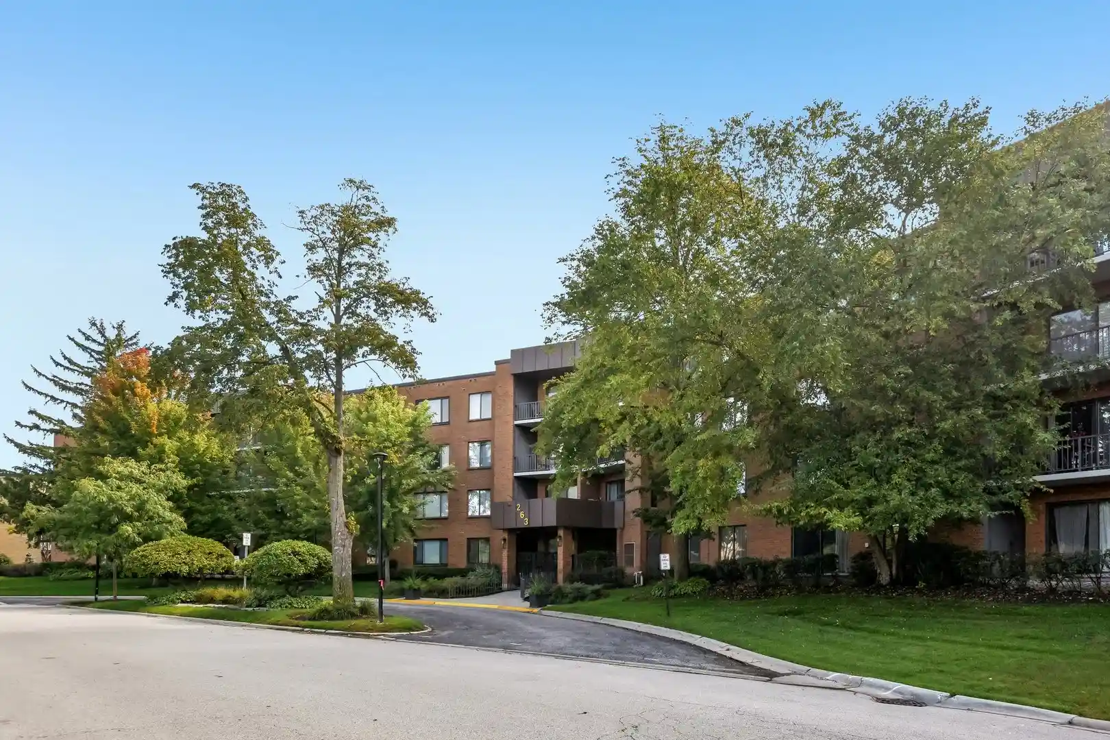 Listing Photo 24 - Condo for sale in 263 S Clubhouse Dr located at 263 S Clubhouse Dr, Palatine, IL 60074 - Unit #312