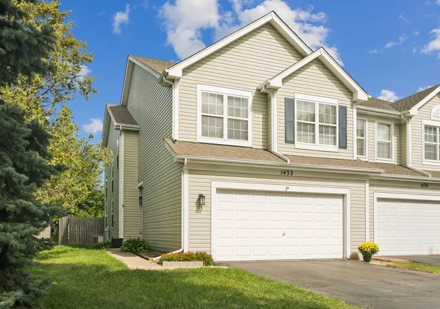 Multi family home for sale at 1432 Newport Ln, Mundelein, IL 60060 | MLS# 12771867