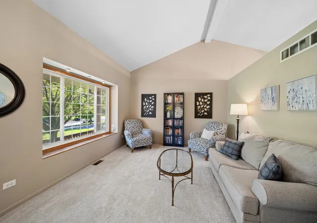 Photo 3 of Single family home for sale at 1313 Gilray Dr, Joliet, IL 60431 | MLS# 12771874 | Listing updated on 2026-10-07