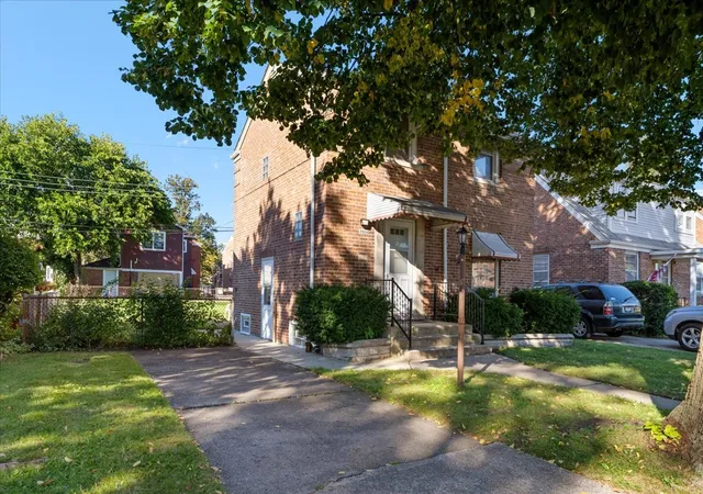 Photo 1 of Single family home for sale at 7350 W Summerdale Ave, Chicago, IL 60656 | MLS# 12771889 | Listing updated on 2026-10-08