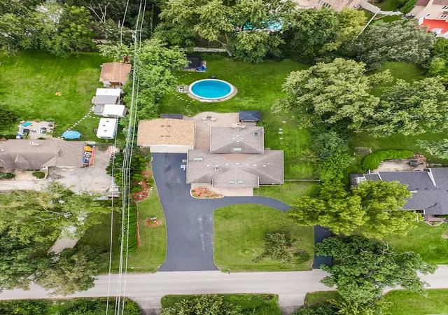Photo 3 of Single family home for sale at 17w041 Deerpath Rd, Bensenville, IL 60106 | MLS# 12771917 | Listing updated on 2026-10-06
