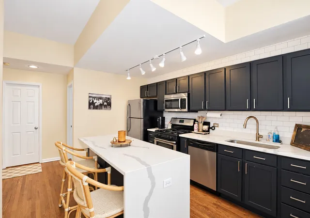 Photo 3 of Condo for sale at 2356 N Elston Ct #403, Chicago, IL 60614 | MLS# 12771929 | Listing updated on 2026-09-30