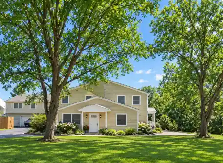Listing Photo 1 - Condo for sale in 186 Judith Ct located at 186 Judith Ct, Bartlett, IL 60103 - Unit 186 Judith Ct