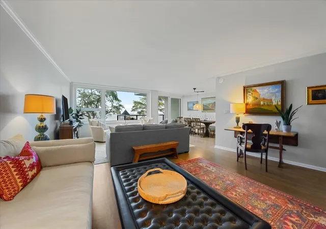 Photo 4 of Condo for sale at 1630 Sheridan Rd #2G, Wilmette, IL 60091 | MLS# 12771942 | Listing updated on 2026-10-08