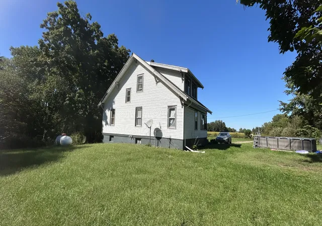 Photo 2 of Single family home for sale at 877 E County Rd 2600, Niota, IL 62358 | MLS# 12771985 | Listing updated on 2026-10-06