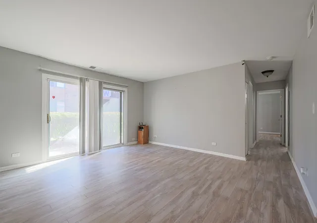 Photo 3 of Condo for sale at 625 Derry Ct #1A, Schaumburg, IL 60193 | MLS# 12771991 | Listing updated on 2026-10-05