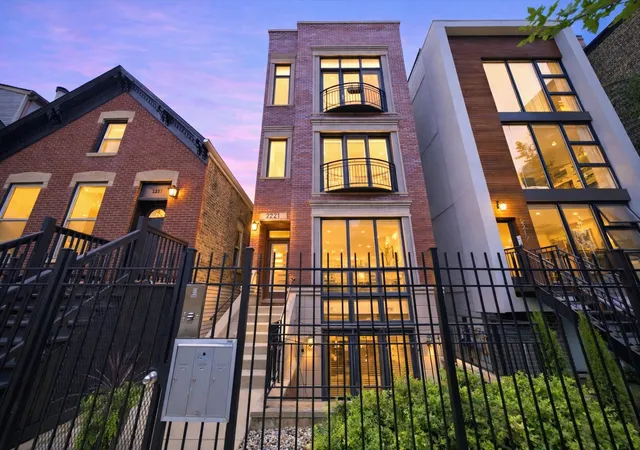 Lister Place, Lister Place, Chicago, IL 60614