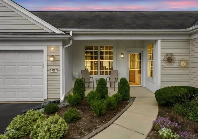 Photo 3 of Townhouse for sale at 13607 Hemlock Rd, Huntley, IL 60142 | MLS# 12772001 | Listing updated on 2026-10-06
