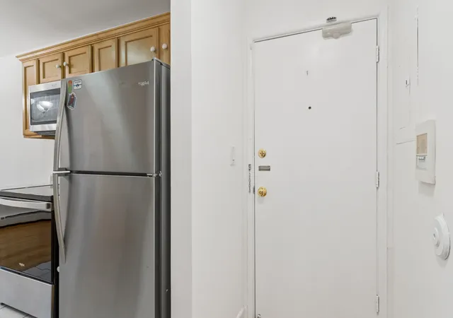 Photo 2 of Condo for sale at 820 Seward St #2F, Evanston, IL 60202 | MLS# 12772003 | Listing updated on 2026-10-07