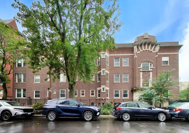 Condo for sale at 955 W Carmen Ave #2B, Chicago, IL 60640 | MLS# 12772018
