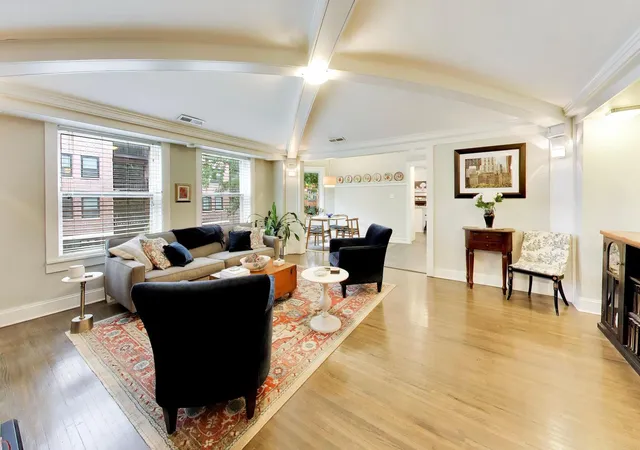 Photo 1 of Condo for sale at 955 W Carmen Ave #2B, Chicago, IL 60640 | MLS# 12772018 | Listing updated on 2026-10-08