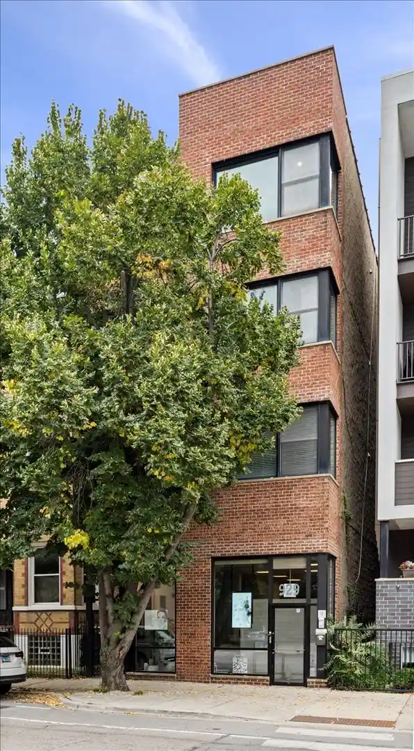 Listing Photo 1 - Condo for sale in 929 N Damen Ave located at 929 N Damen Ave, Chicago, IL 60622 - Unit 929 N Damen Ave