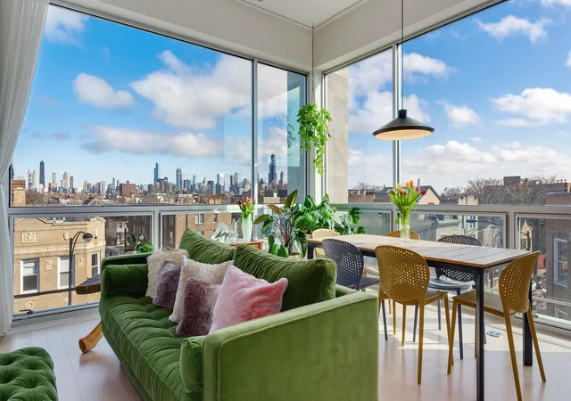 Photo 2 of Condo for sale at 1000 N Damen Ave #5, Chicago, IL 60622 | MLS# 12772023 | Listing updated on 2026-09-29