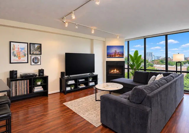 Listing Photo 5 - Condo for sale in building located at 1309 N Wls Ave, Chicago, IL 60610 - Unit #501