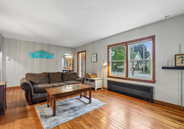 Photo 3 of Single family home for sale at 510 E Main St, Waterford, WI 53185 | MLS# 12772073 | Listing updated on 2026-10-02