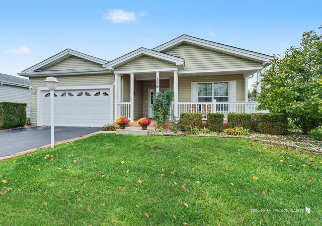 Single family home for sale at 116 Hitching Post Ln, Grayslake, IL 60030 | MLS# 12772085